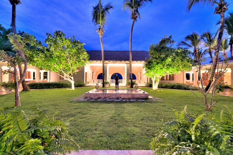 Discover the Charm and Comfort of Our Luxury Villas: Your Home Away from Home!