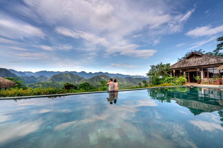 Simply_Villas-EXPLORE THE EXOTIC DESTINATIONS OF YOUR DREAMS